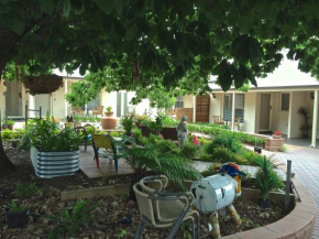 Hahndorf Oak Tree Cottages